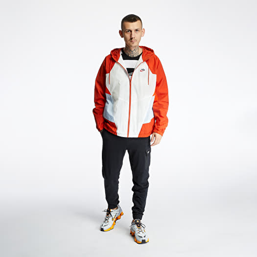 Nike heritage signature discount windbreaker