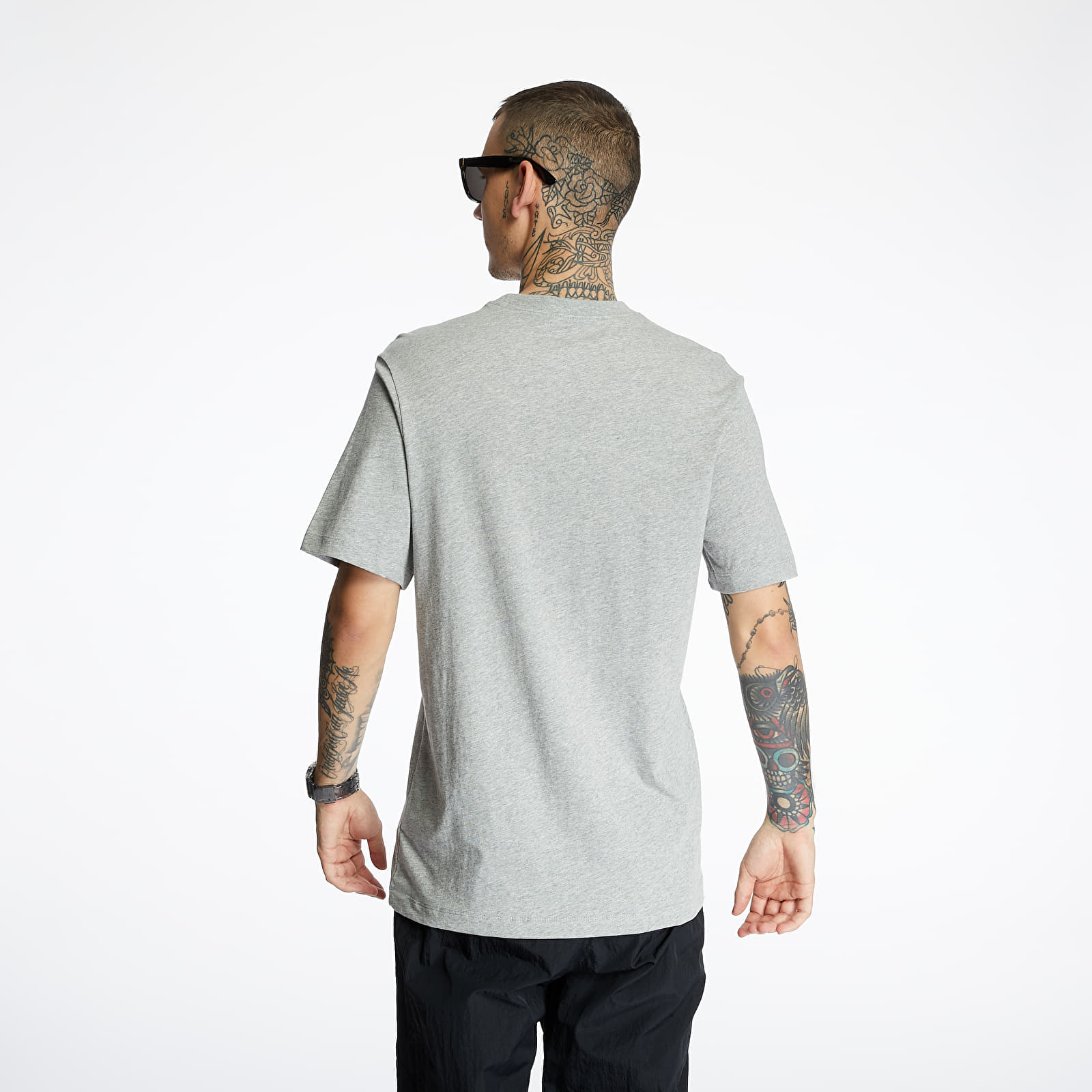 Camisetas Nike Sportswear Club Tee Dk Grey Heather/ Black