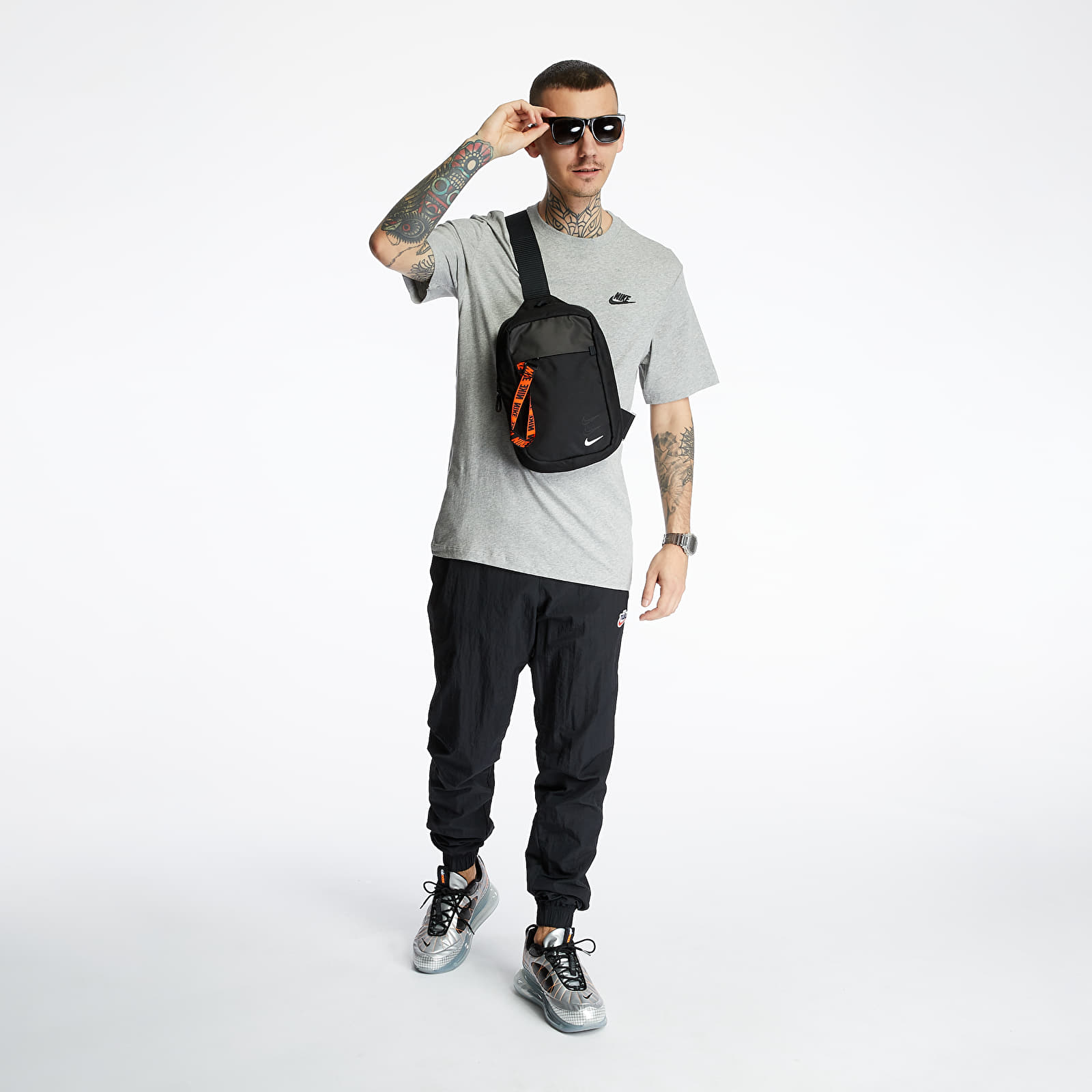 Bukser Nike Sportswear Heritage Woven Signature Pants Black/ Black/ Black