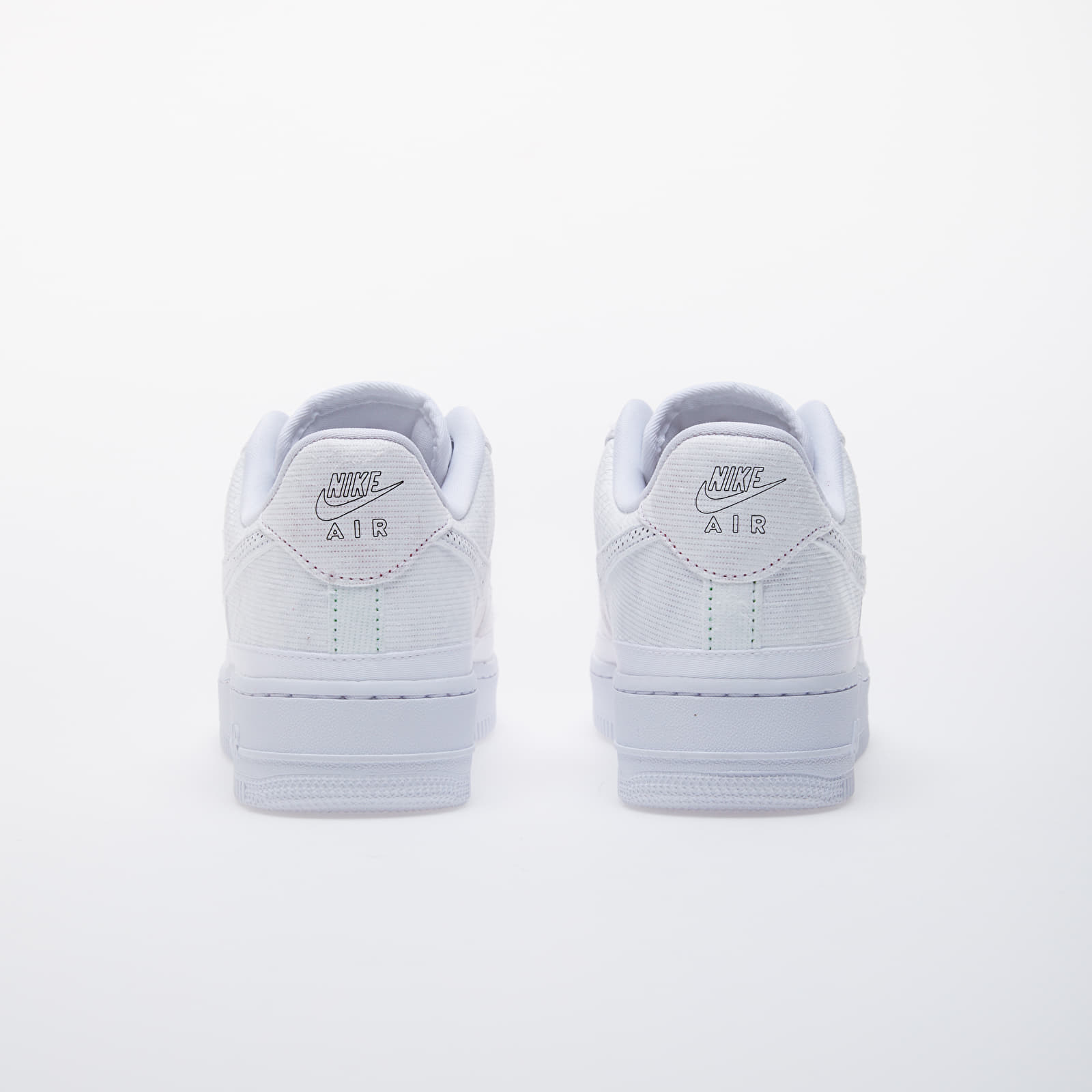 Damen Sneaker und Schuhe Nike Wmns Air Force 1 '07 LX White/ White-Multi-Color