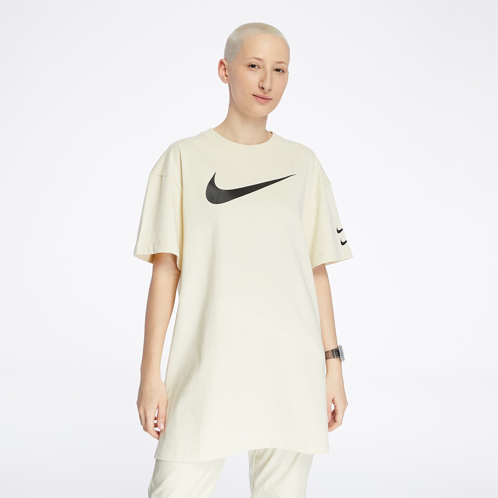 Nike on sale swoosh dress
