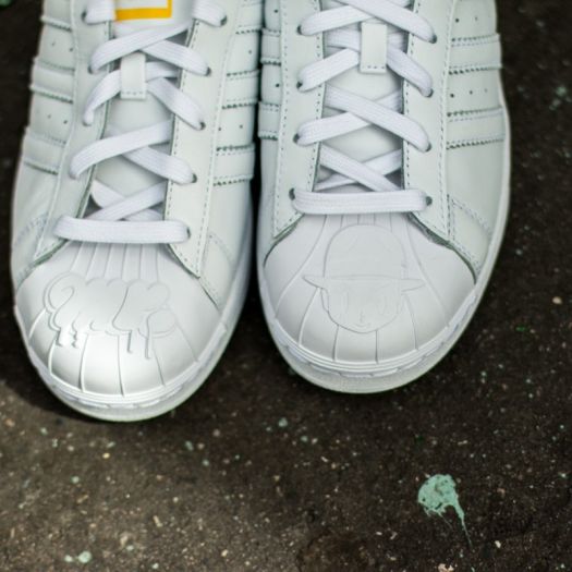 Pharrell superstar shoes store
