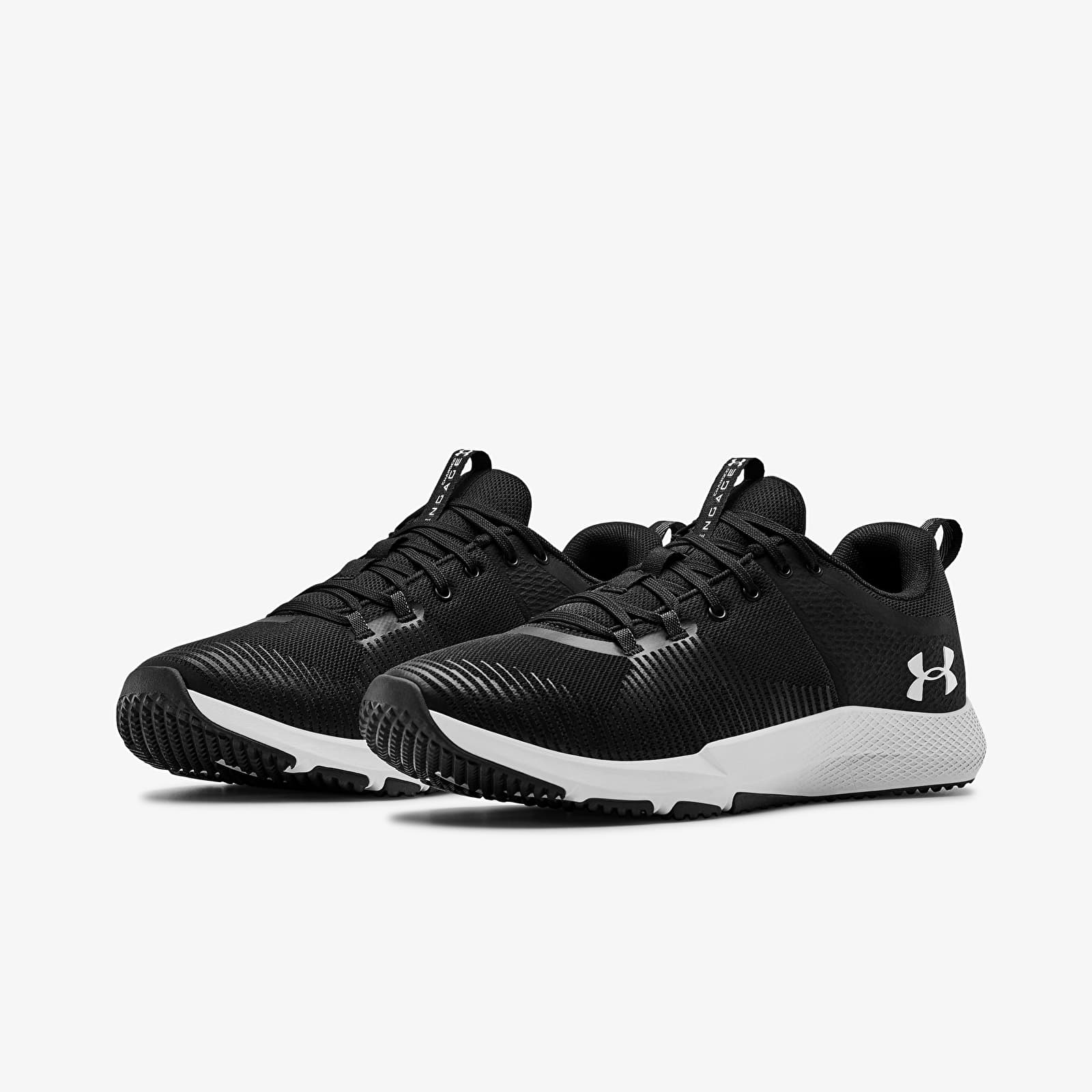 Vyriška avalynė Under Armour Charged Engage Black