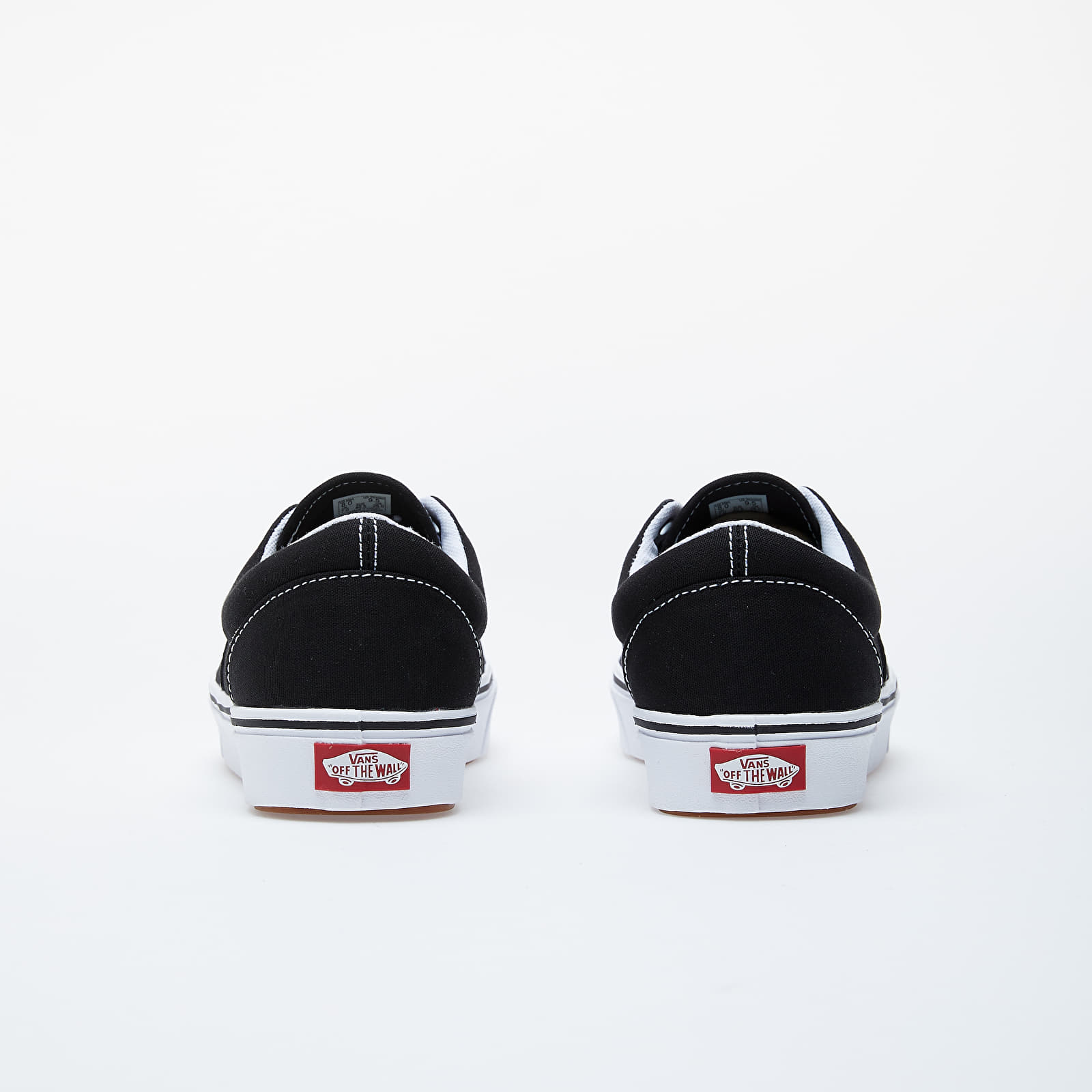 Încălțăminte și sneakerși pentru bărbați Vans ComfyCush Era (Classic) Black/ True White