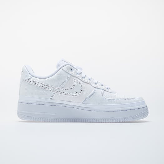 Women s shoes Nike Wmns Air Force 1 07 LX White White Multi Color Footshop