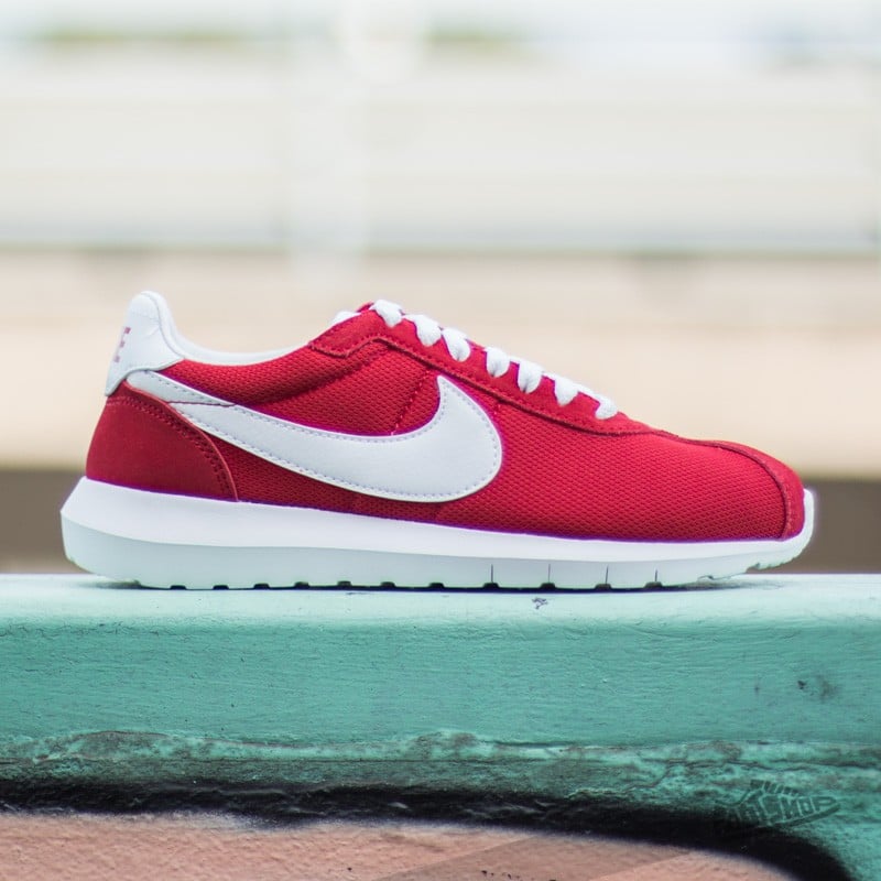 Scarpe donna Nike W Roshe LD- 1000 QS Varsity Red/ White