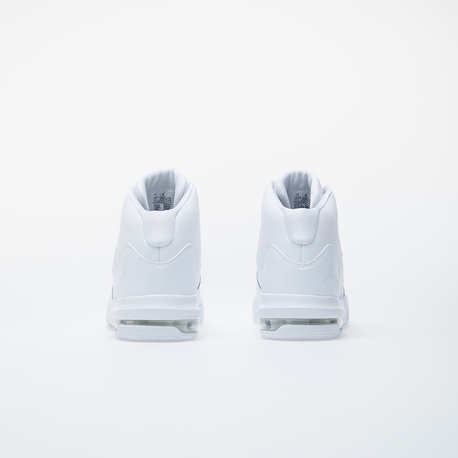 Kids' sneakers and shoes Jordan Max Aura (GS) White/ White-White