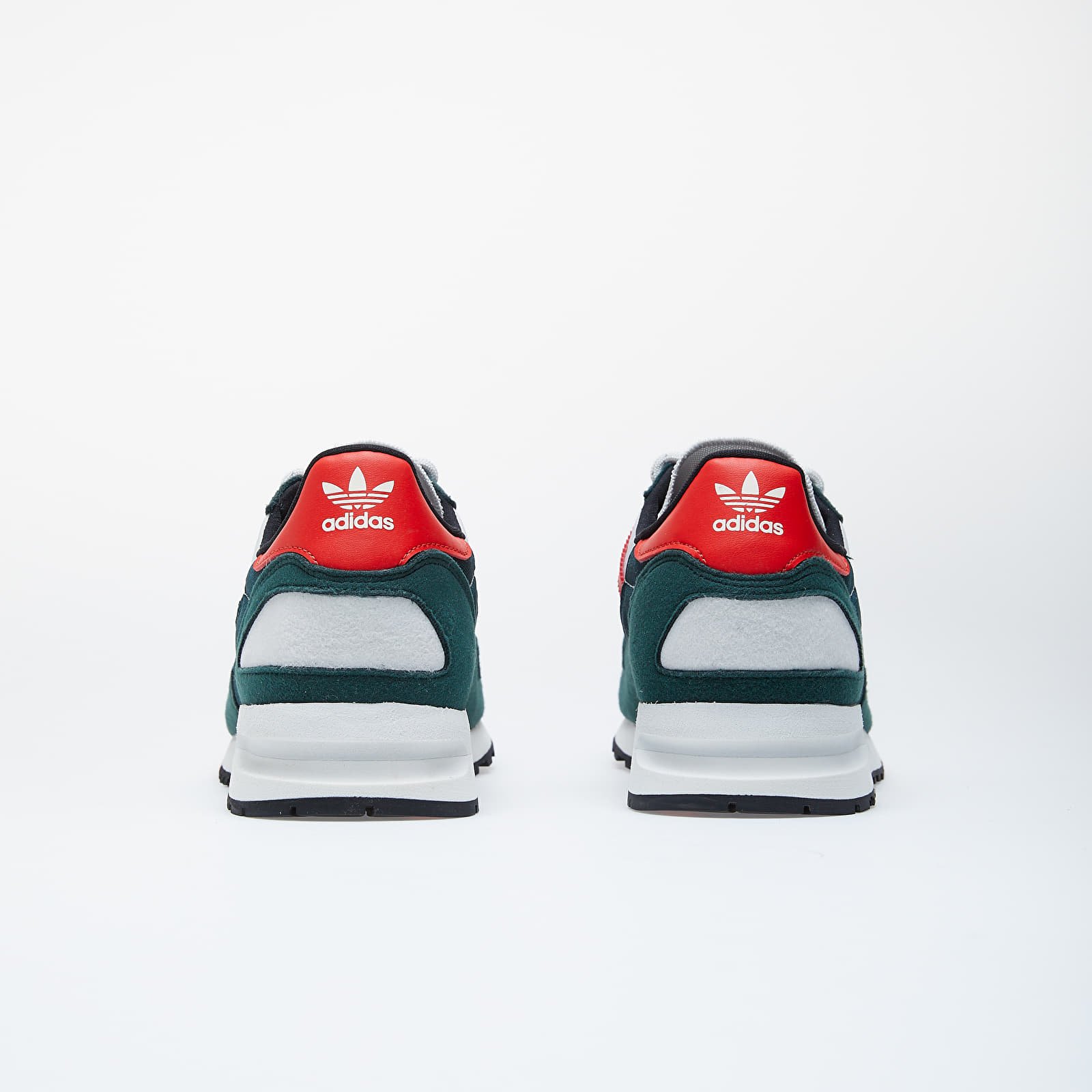 Men s shoes adidas Lowertree Core Green Chresl Grey One Footshop