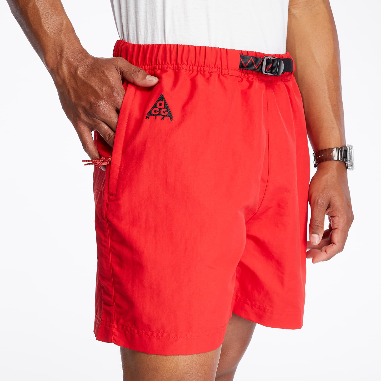 Nike acg outlet woven shorts