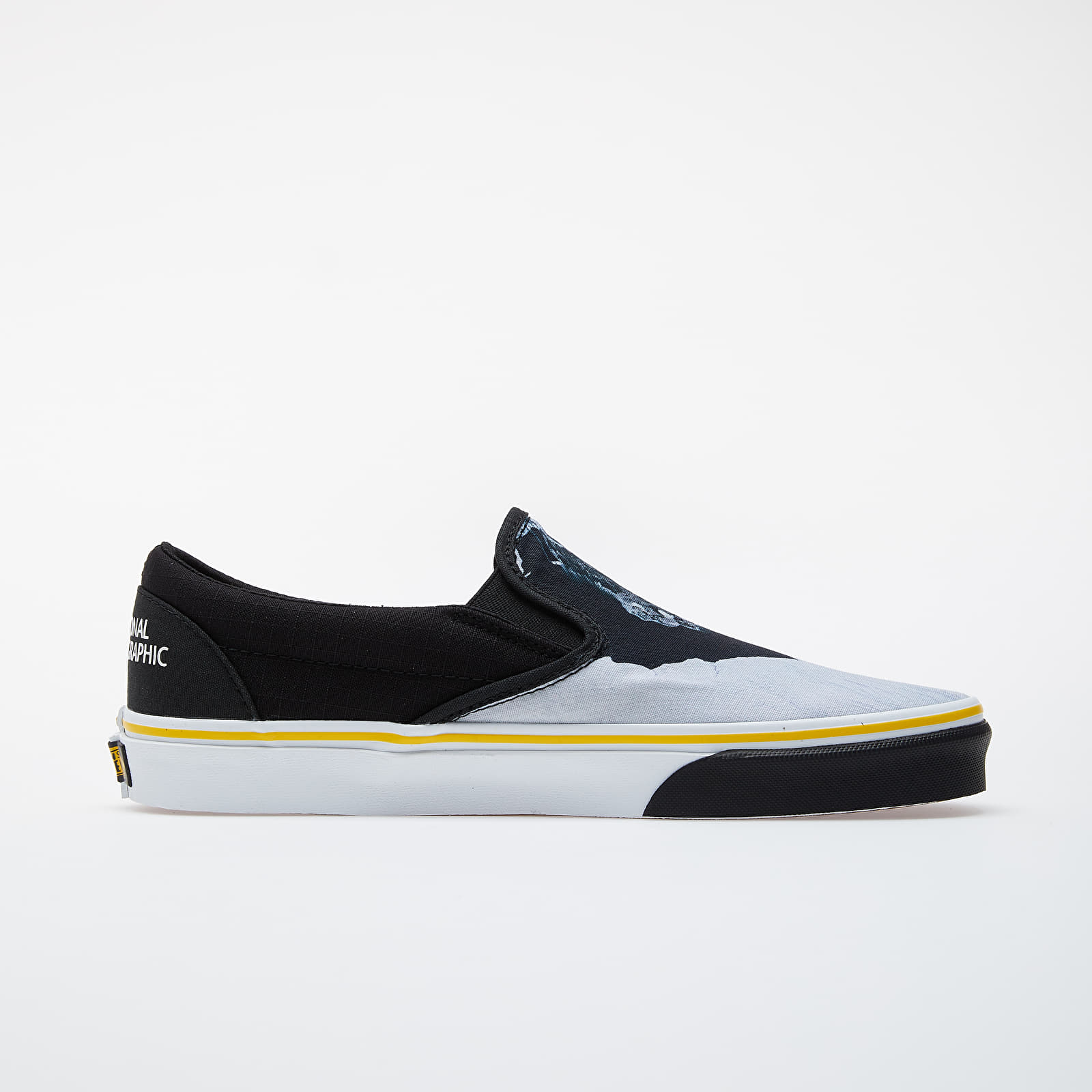Herren Sneaker und Schuhe Vans Classic Slip-On (National Geographic) Black/ White-Yellow