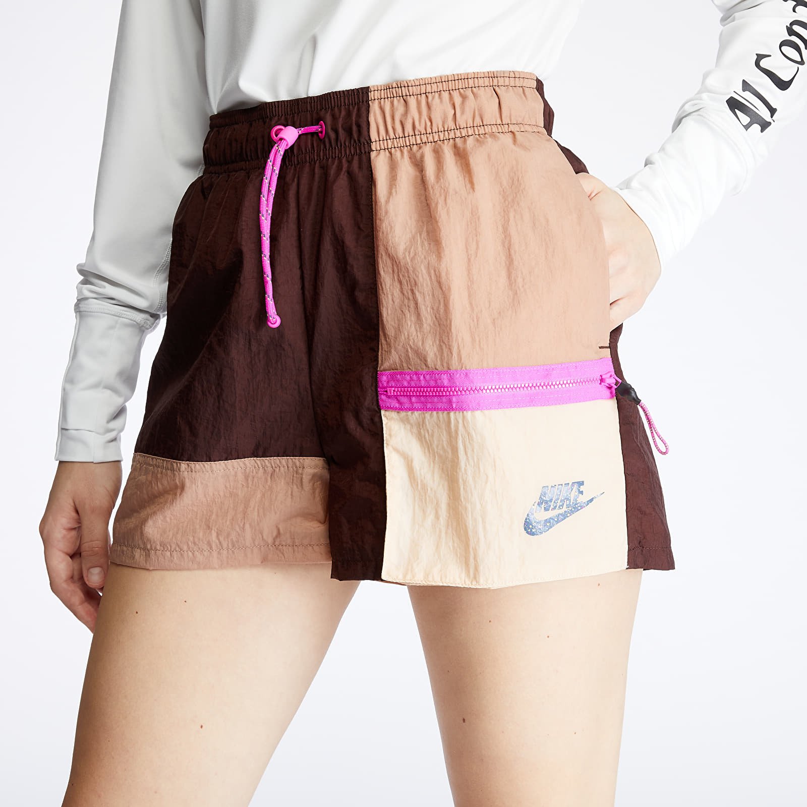 Shorts Nike Sportswear Icon Clash Shorts Earth/ Desert Dust/ Shimmer