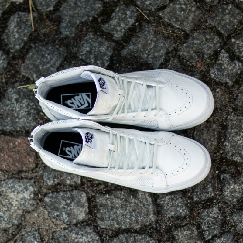 Buty męskie Vans Sk8-Hi Slim Zip Perf Leather True White