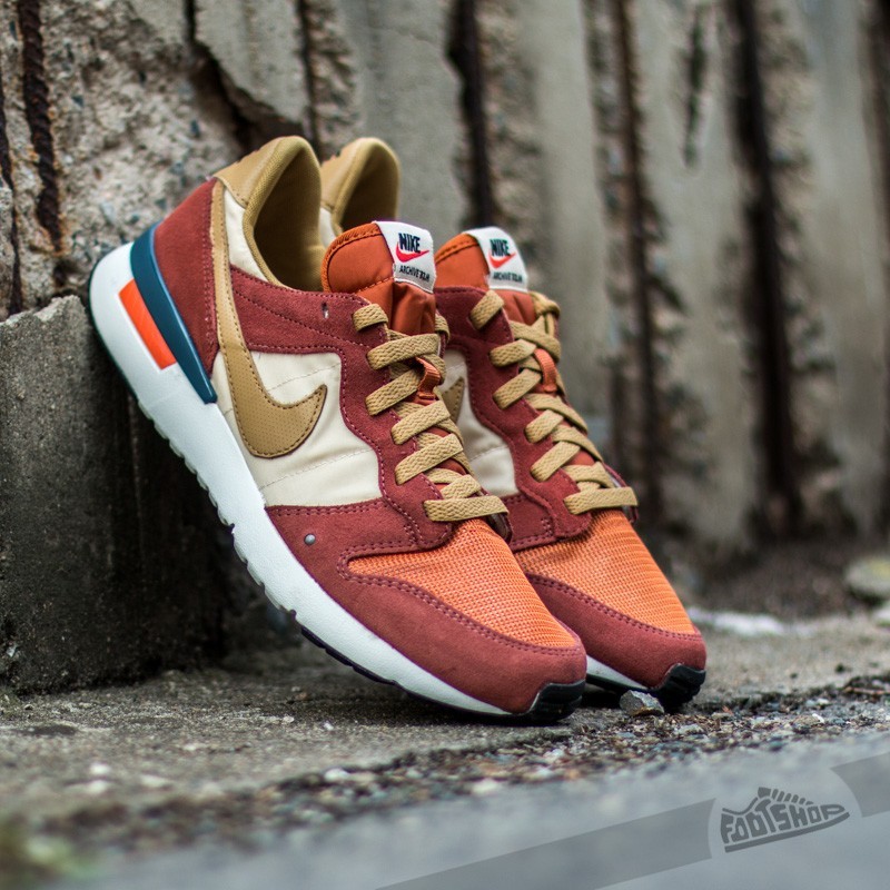 Nike Archive ´83.M Terra Brown/ Flat Gold- Flat Opal | Footshop