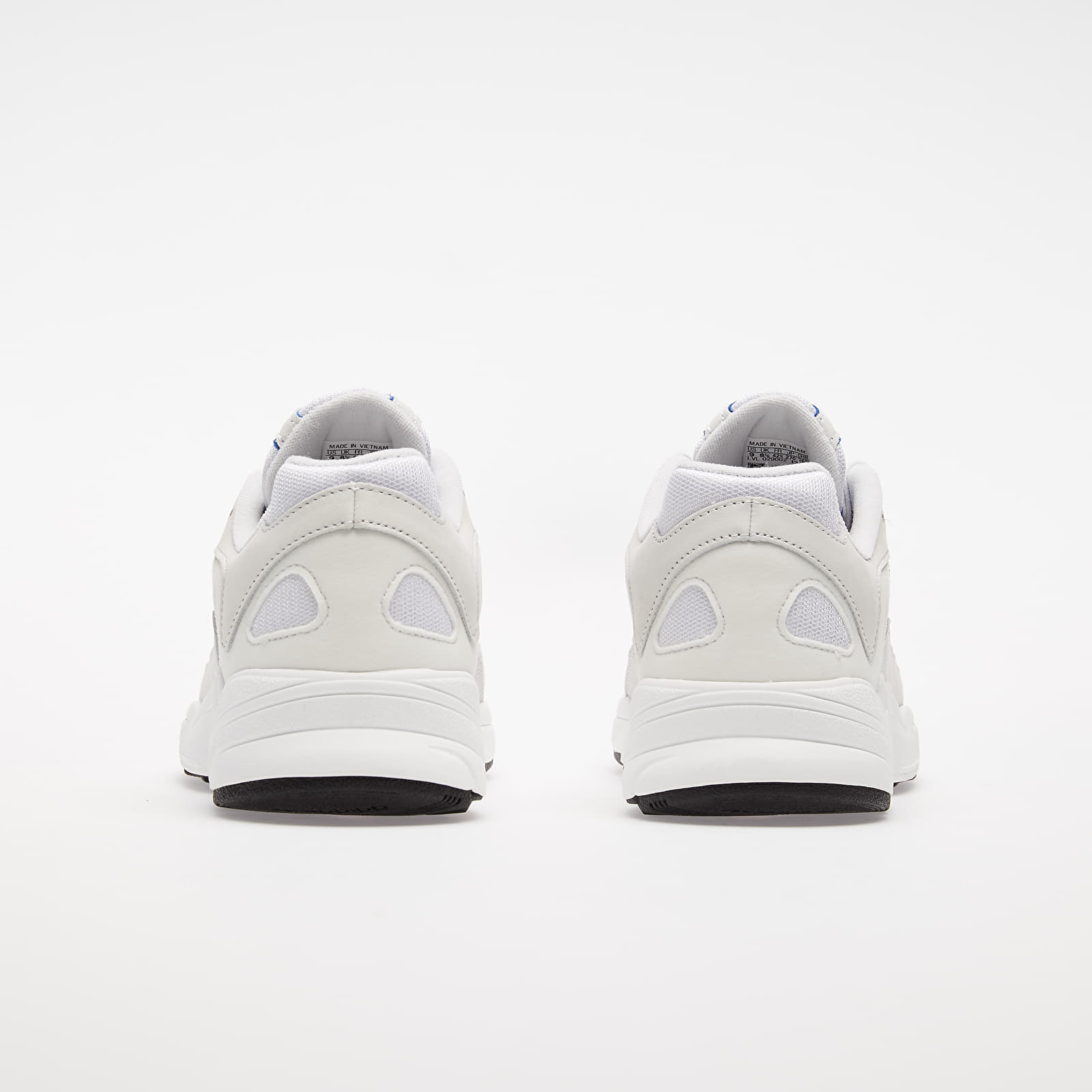 Чоловіче взуття adidas Yung-1 Crystal White/ Silver Metalic/ Core Black