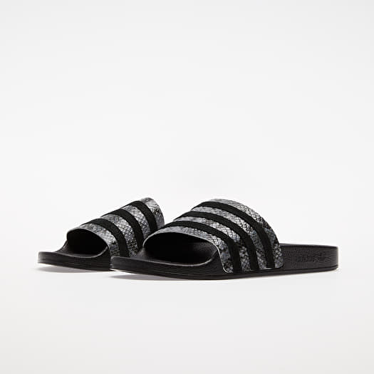 adidas Adilette W