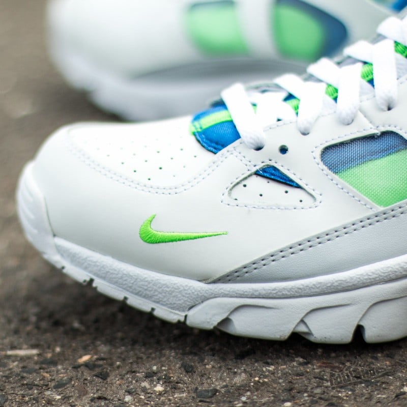 Nike air trainer online huarache low on feet