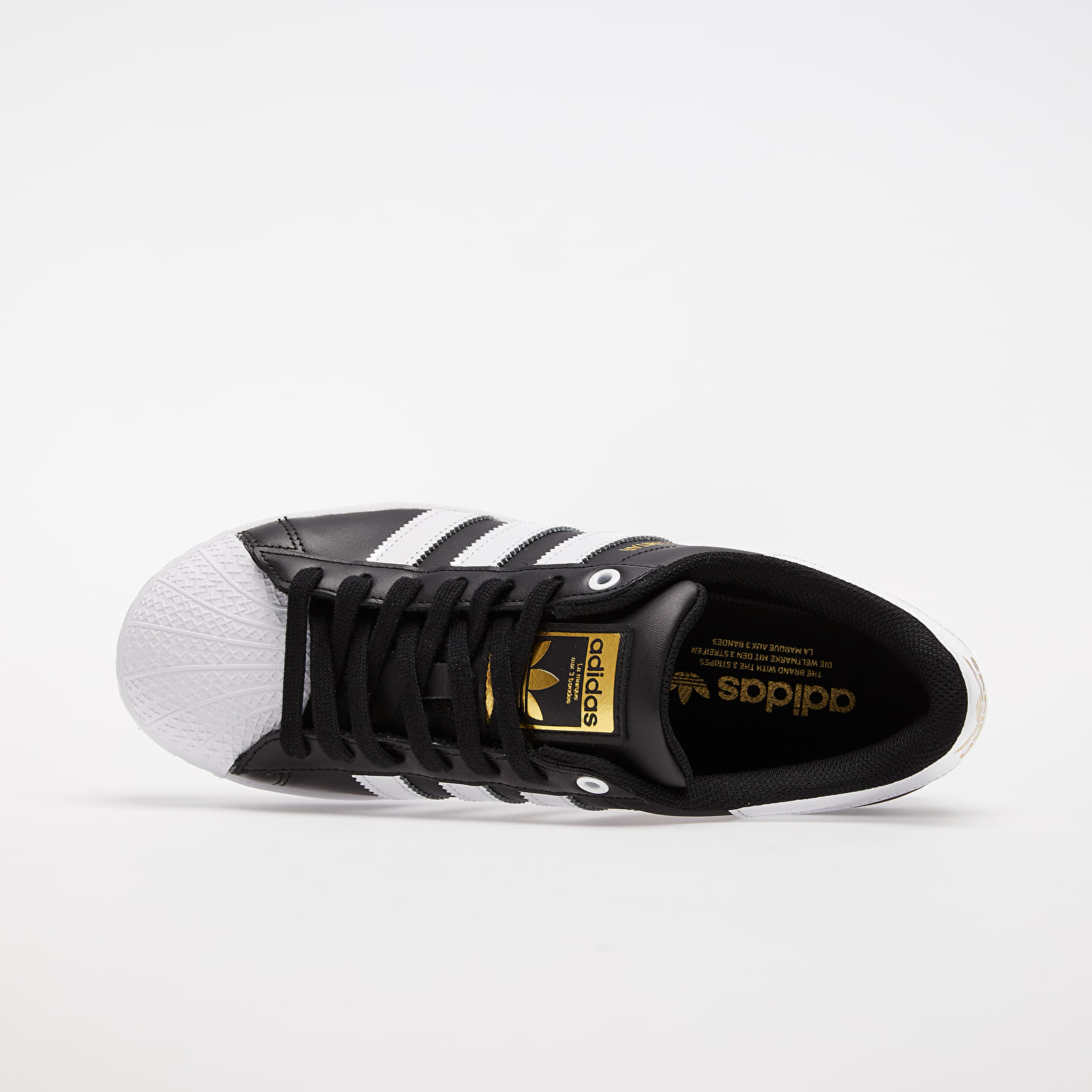 Superstar 2025 bold black