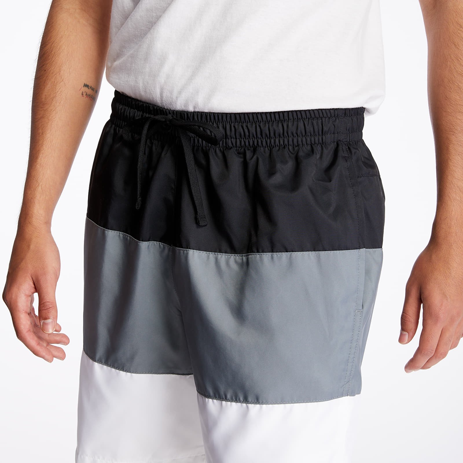 Pantalones cortos Nike Sportswear SCE Woven Nvlty Shorts Black/ Smoke Grey/ White/ Black