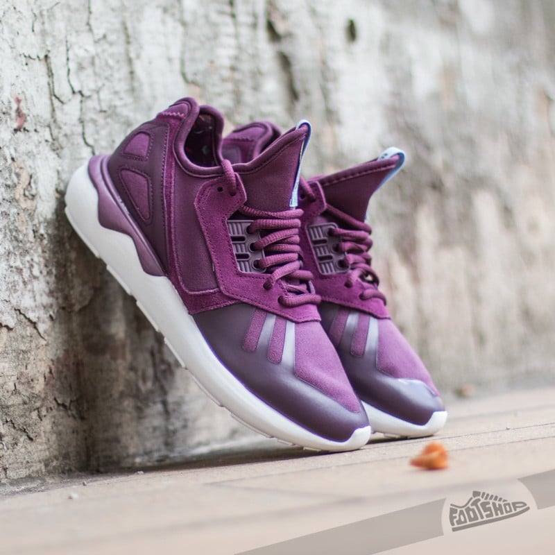 Tubular runner outlet w