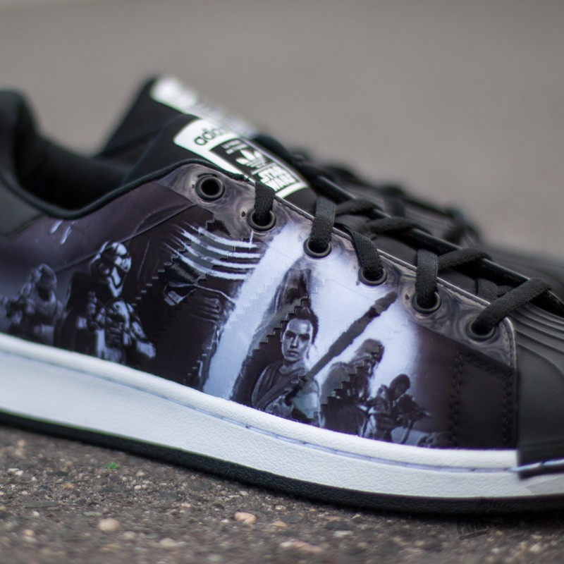 Scarpe donna adidas Superstar Modern Star Wars J Core Black Translucent Hi Res Red Footshop