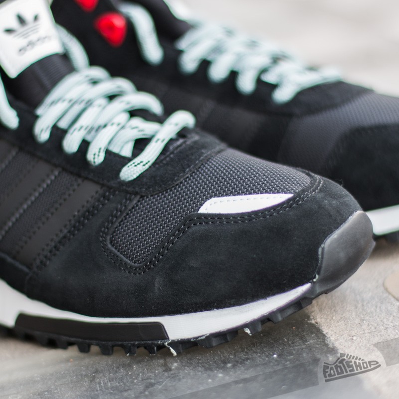 Încălțăminte și sneakerși pentru bărbați adidas ZX 700 Winter Core