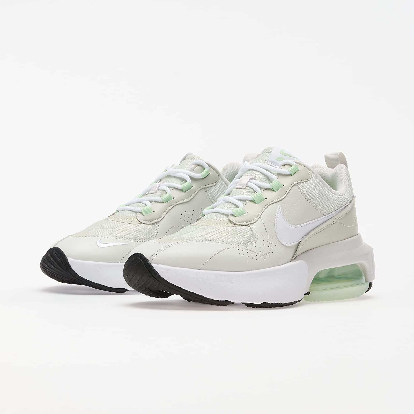 Chaussures et baskets femme Nike W Air Max Verona Spruce Aura/ White-Platinum Tint