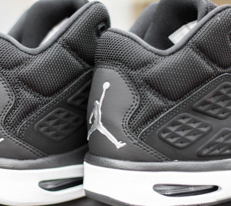 Men's shoes Jordan New School Black/White-Black