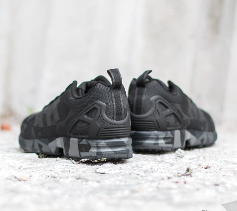 Zx flux camo black top