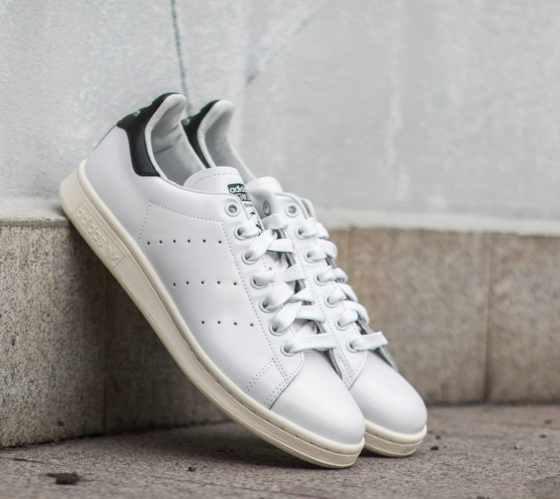 Stan smith core white top