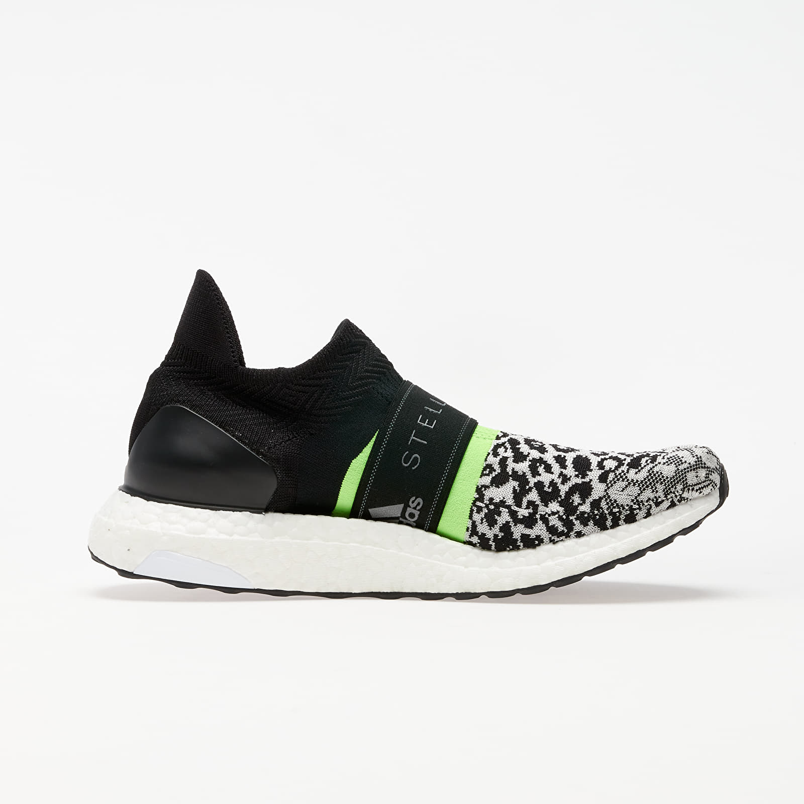Ženski čevlji adidas x Stella McCartney UltraBOOST X 3.D. S. Black-White/ Core White/ Solar Green