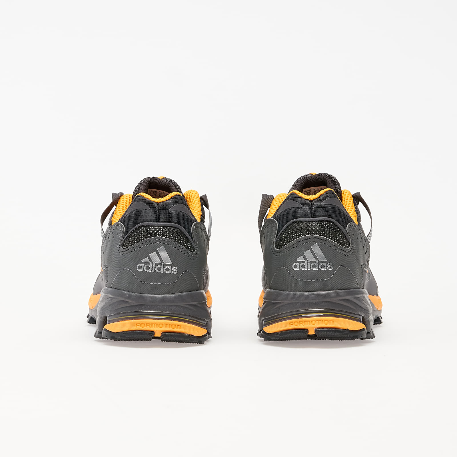 Sko til mænd adidas Response Hoverturf GF6100AM Core Black/ Real Gold S18/ Carbon