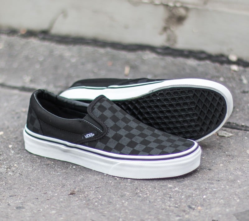 Men s shoes Vans Classic Slip On Checkerboard Black Footshop