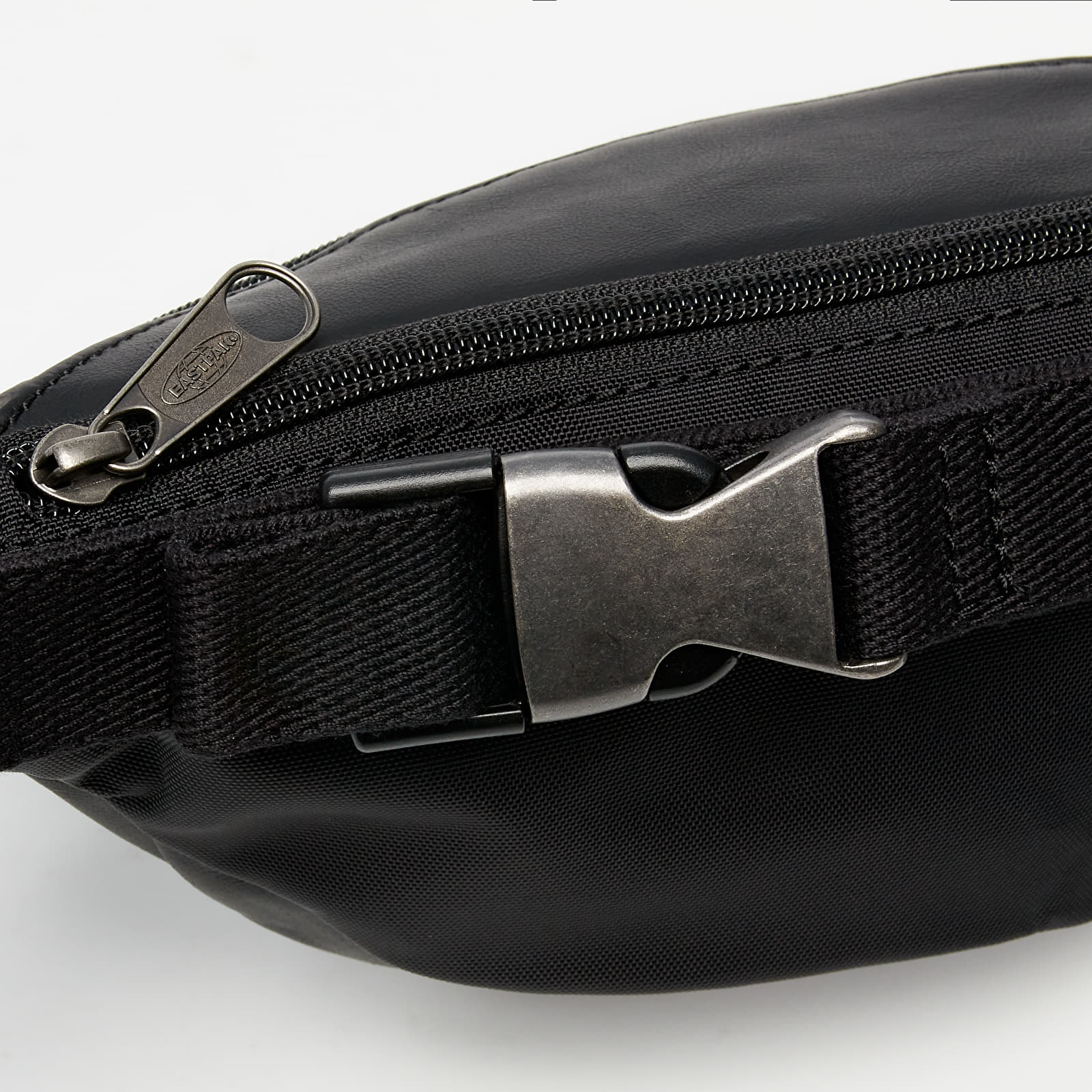 Riñoneras Eastpak Springer Black Ink Leather