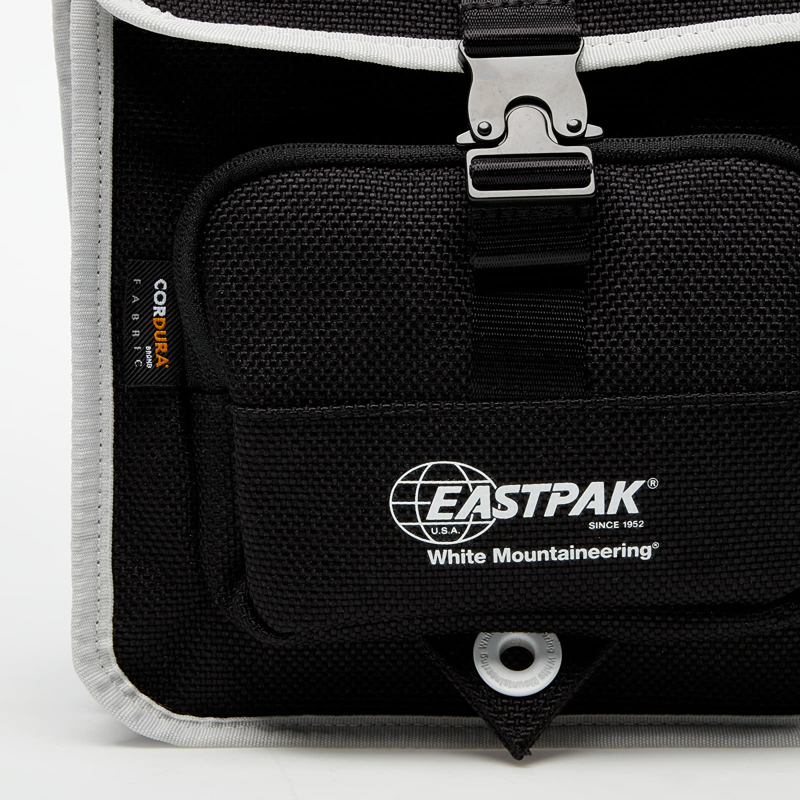 Umhängetaschen Eastpak x White Mountaineering Musette Dark