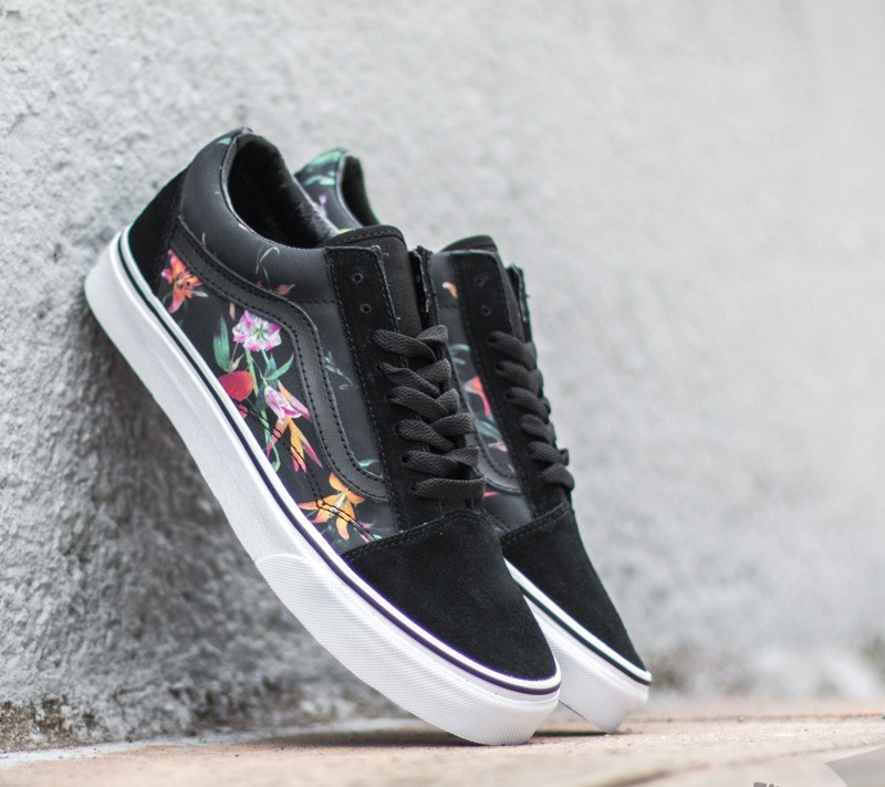 Vans black 2025 bloom shoes