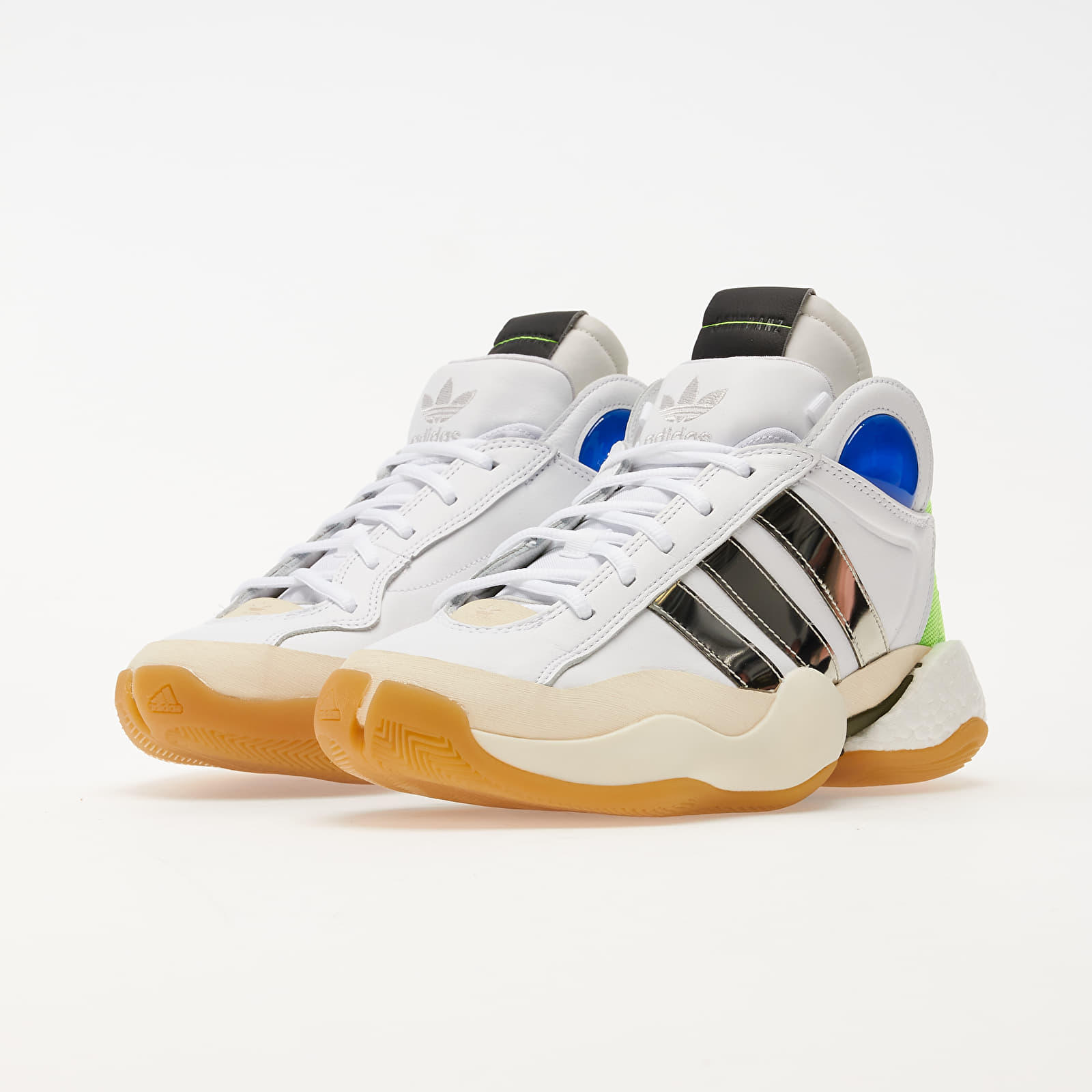 Încălțăminte și sneakerși pentru bărbați adidas x Sankuanz Crazy BYW Ftwr White/ Silver Met./ Gum 3