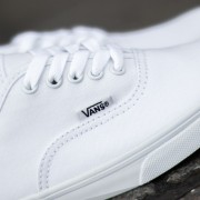 Vans authentic lo pro true white store