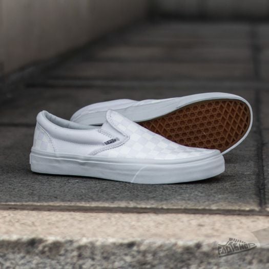 Vans true white checkerboard top slip on