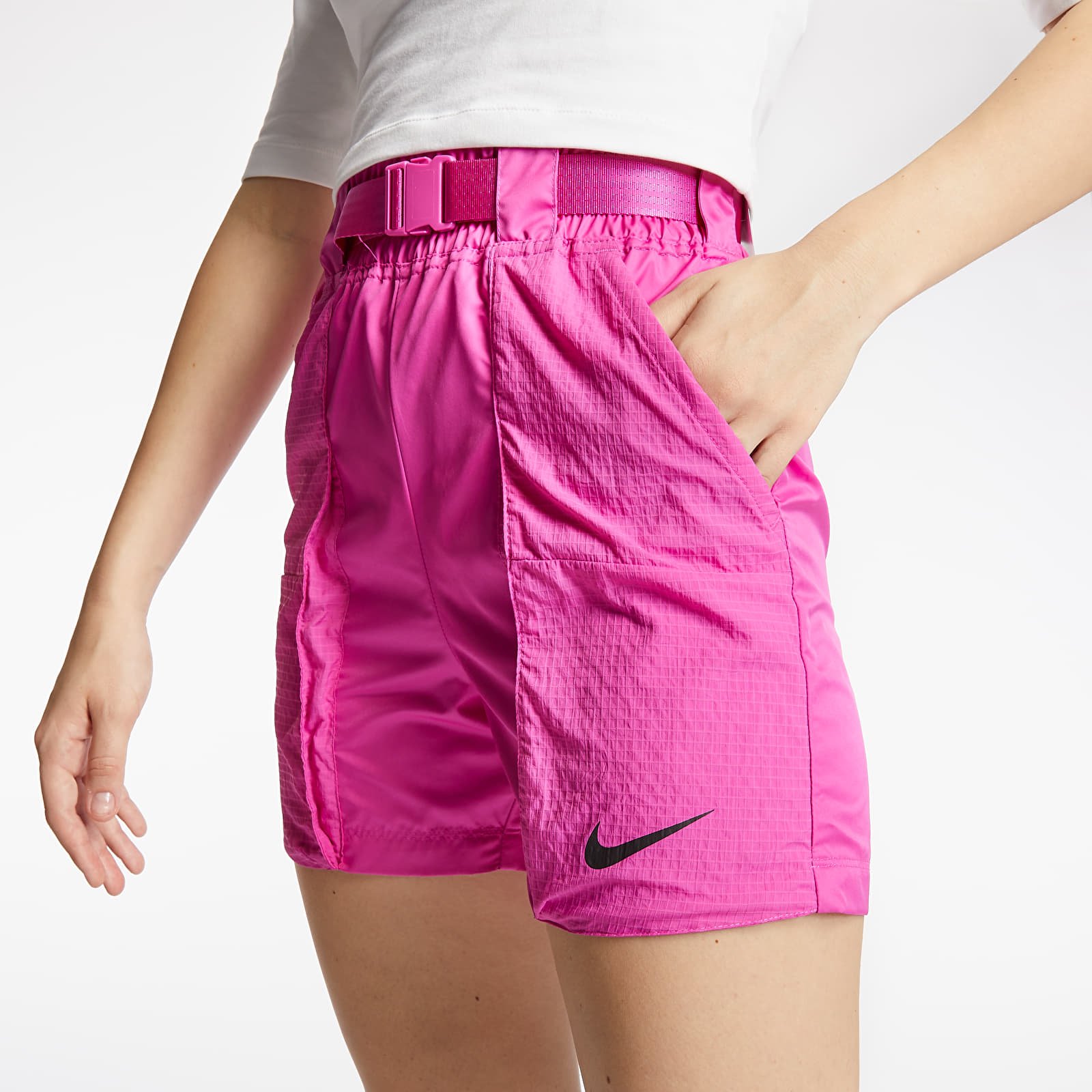 Women's woven shorts nike sportswear hot sale swoosh