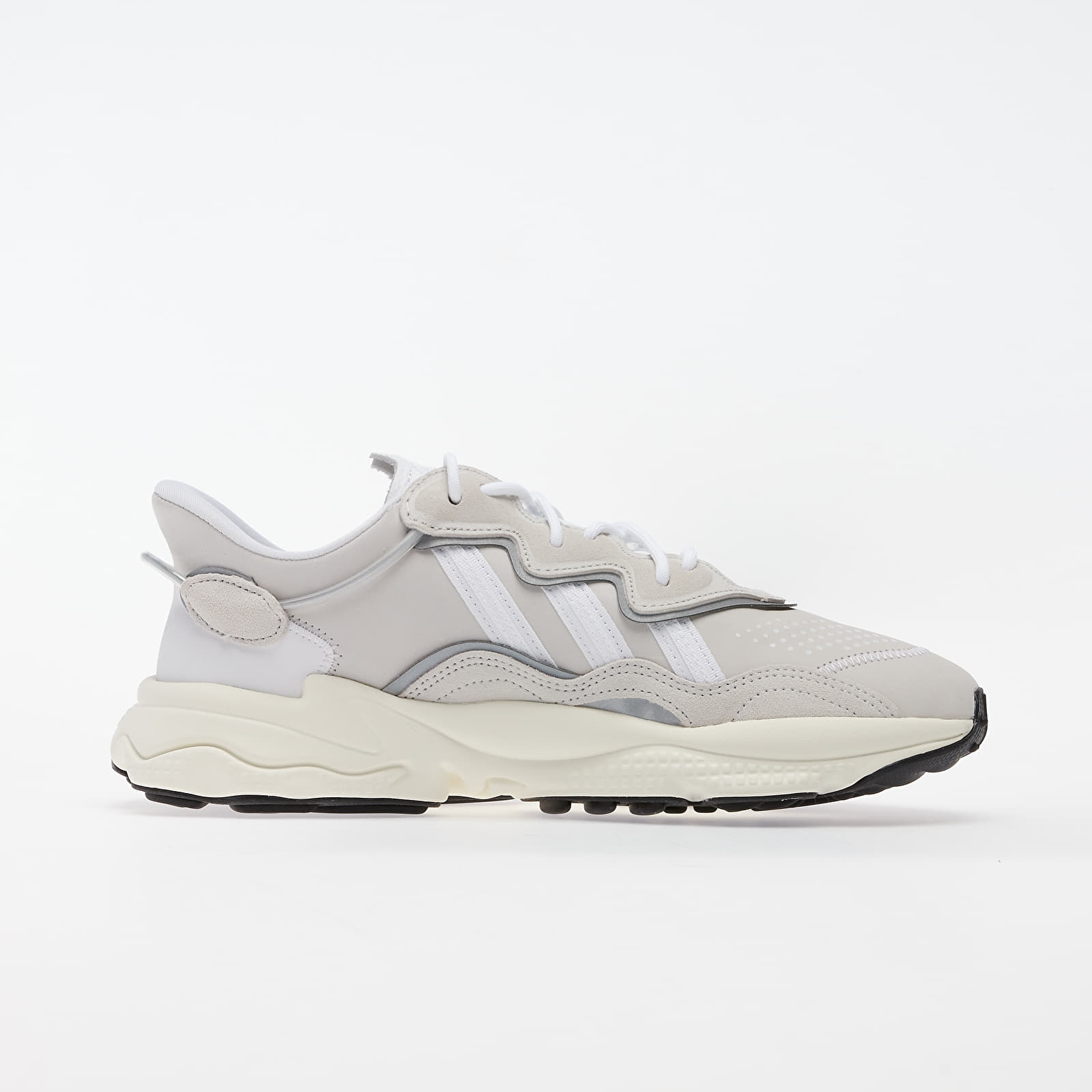 Adidas ozweego ftwr clearance white