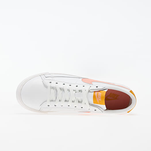 Women s shoes Nike W Blazer Low Le Summit White Pink Quartz Pollen Rise Footshop