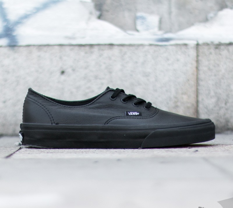 Vans authentic decon outlet leather