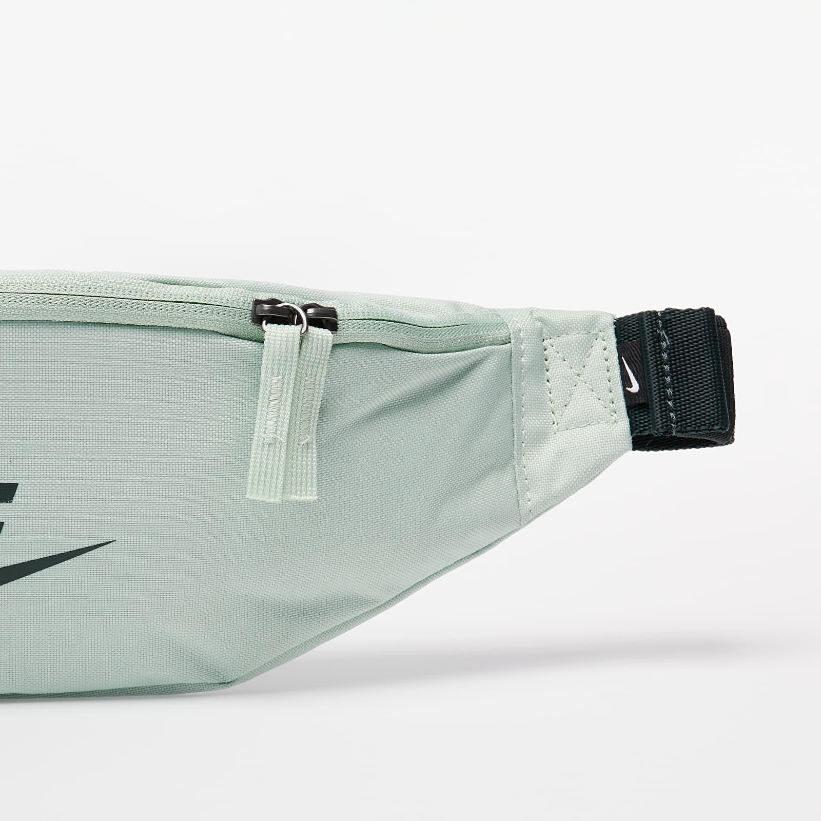 Nike hip pack pistachio new arrivals