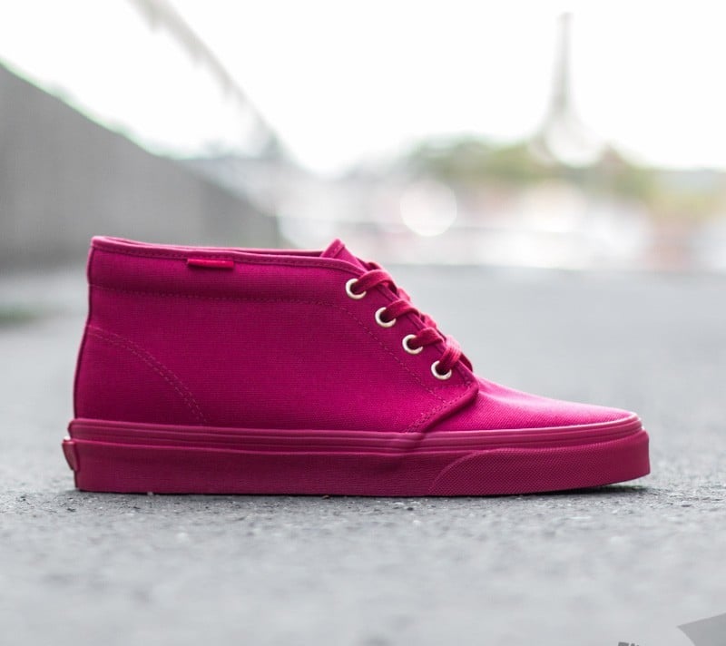 Men s shoes Vans U Chukka Boot Gold Mono Crimson Footshop