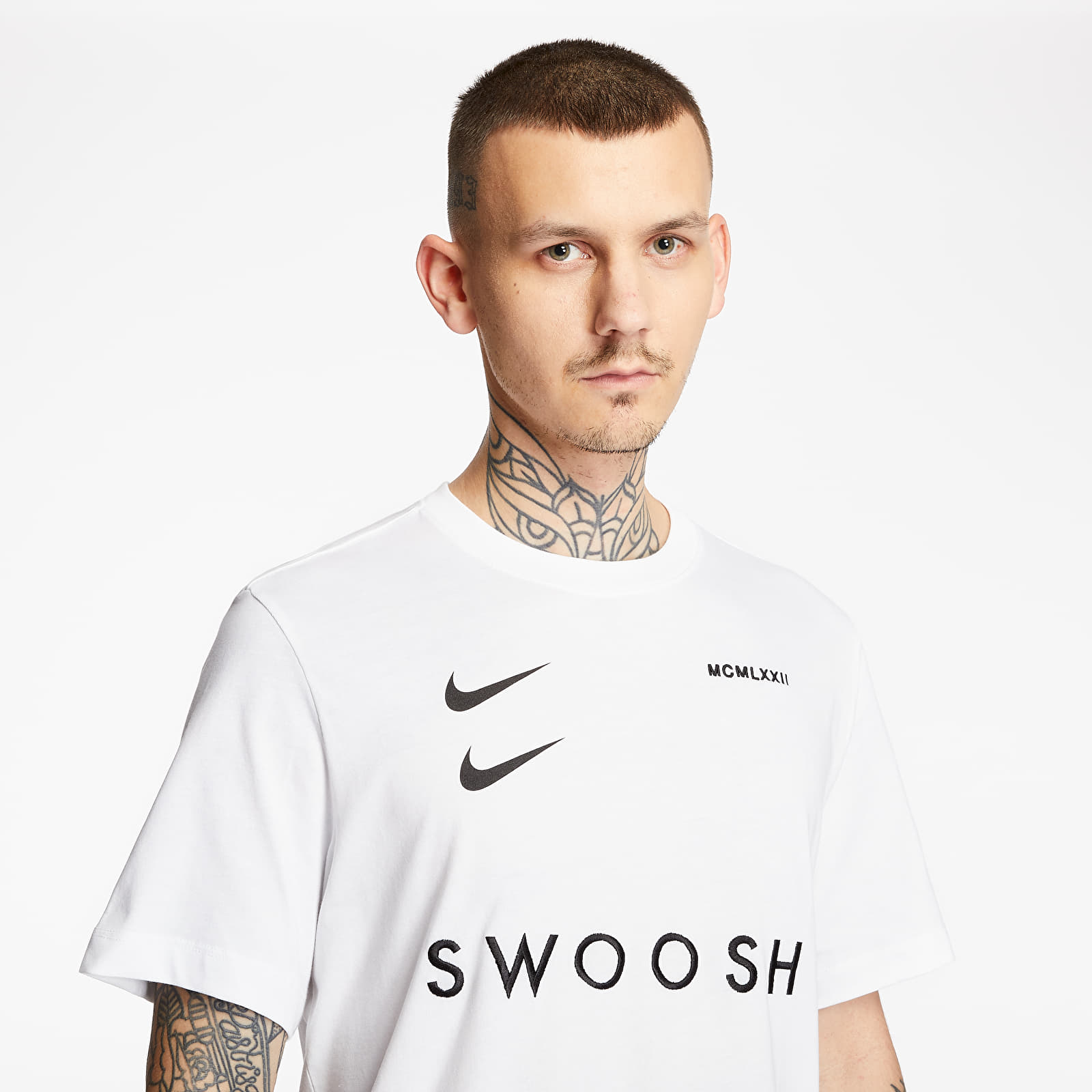 T shirt swoosh 2025
