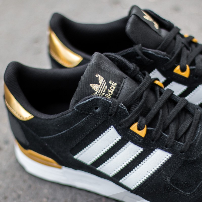 Women's shoes adidas ZX 700 W Core Black/ Ftw White/ Gold MT