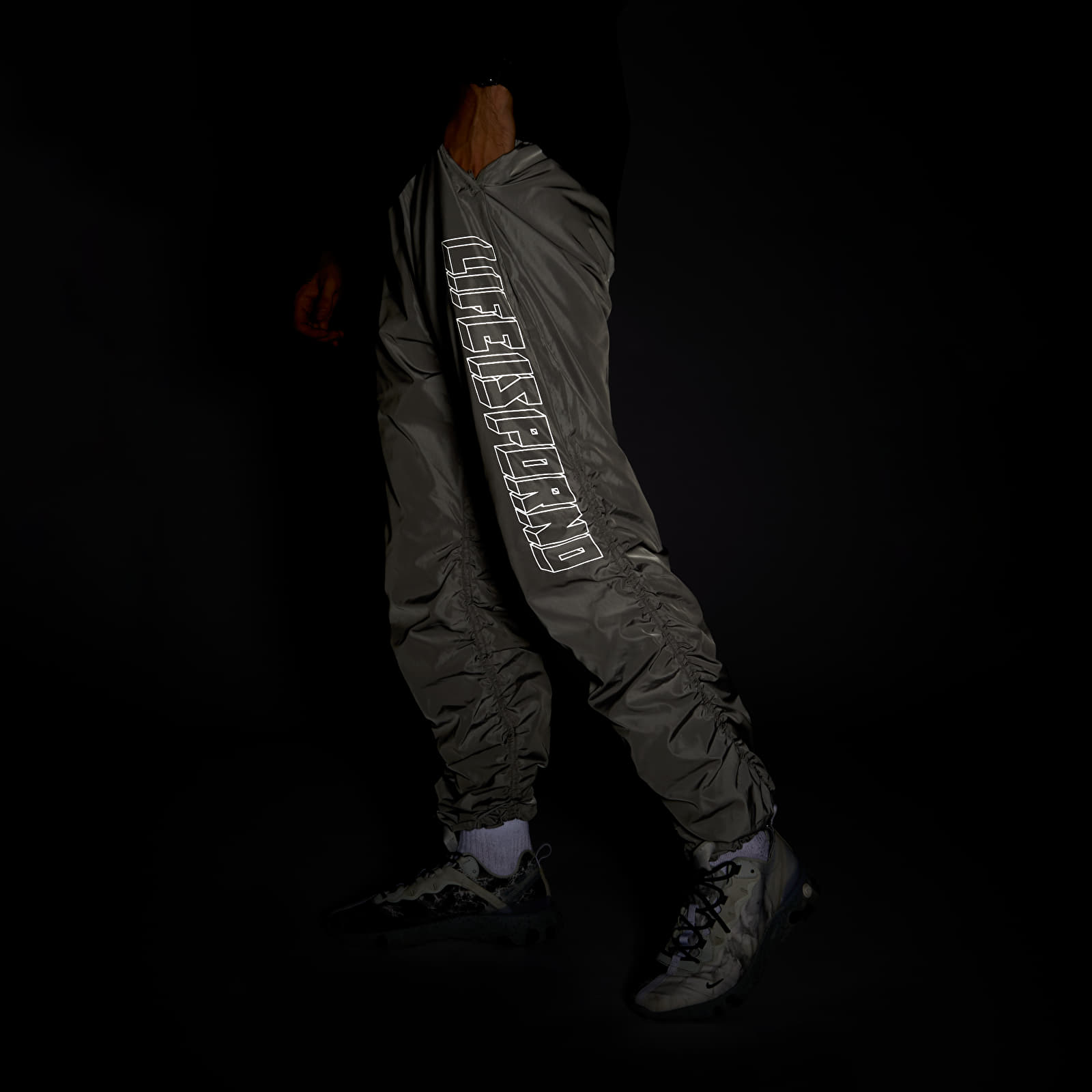 Kalhoty LIFE IS PORNO Windbreaker Pants Grey