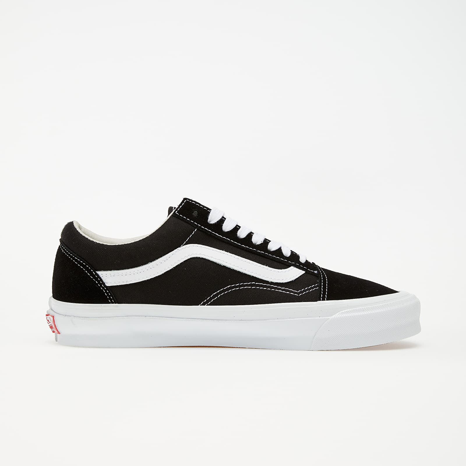 Vans vault old best sale skool
