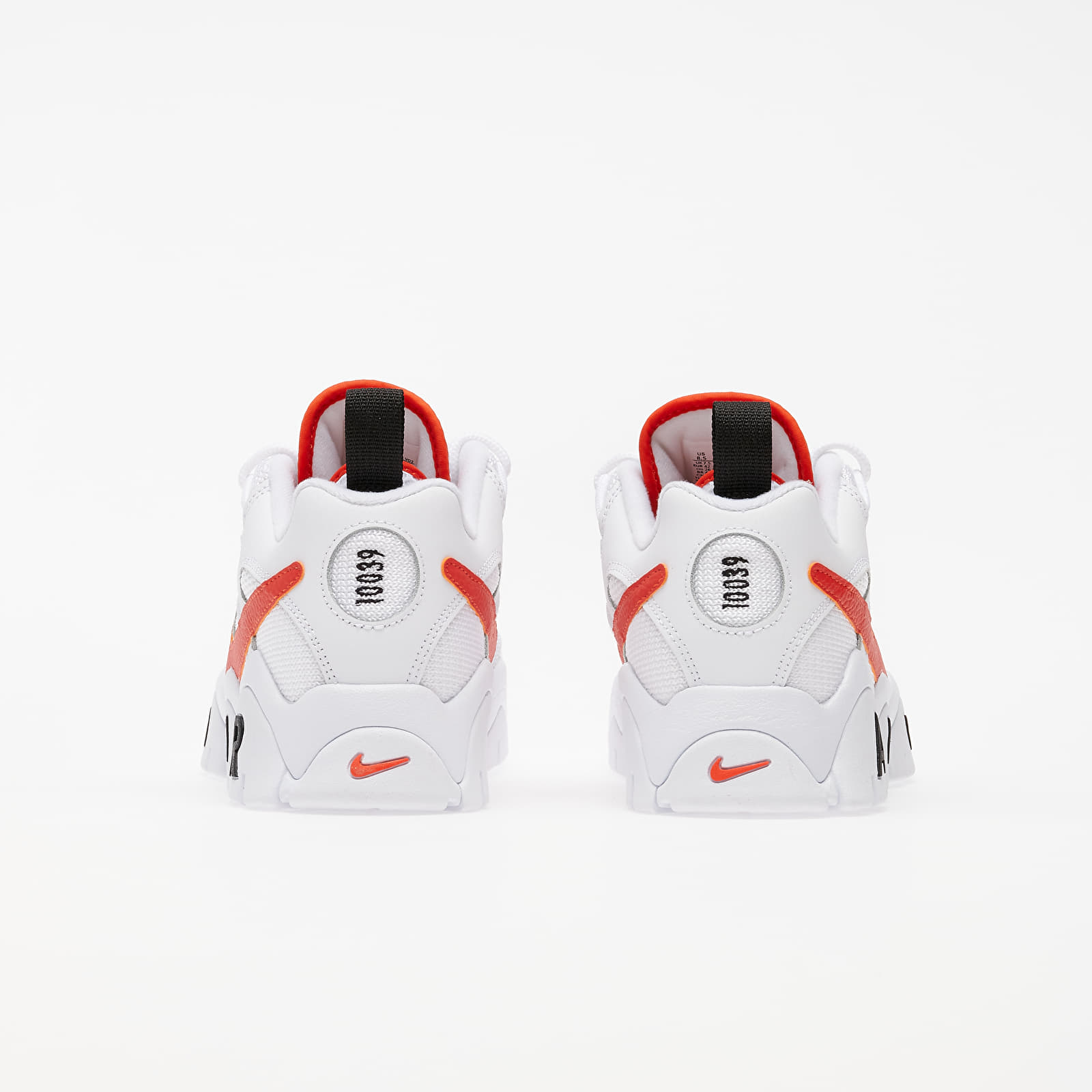 Männer Nike Air Barrage Low Emb White/ Team Orange-Black-Black