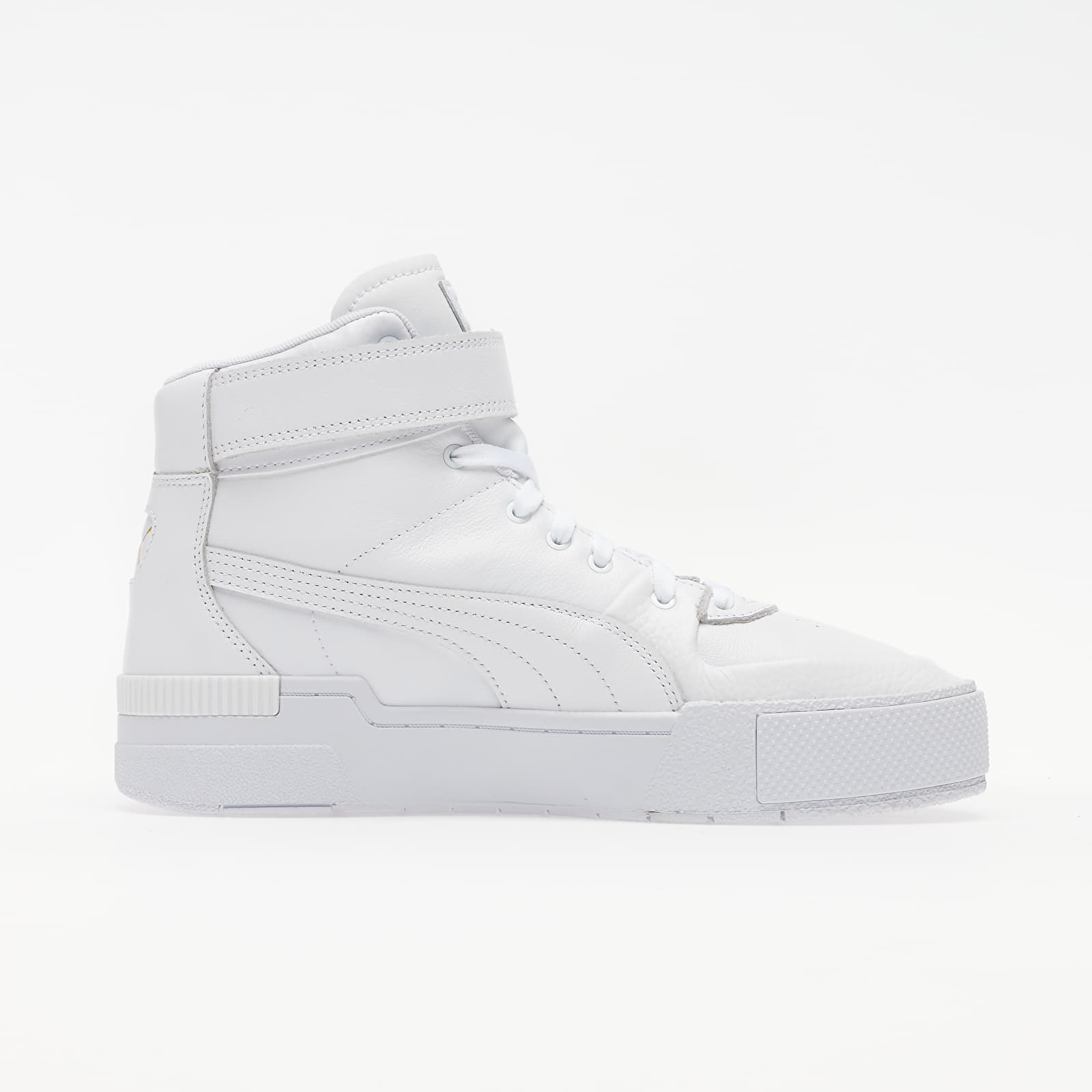 Puma sport deals lifestyle white women